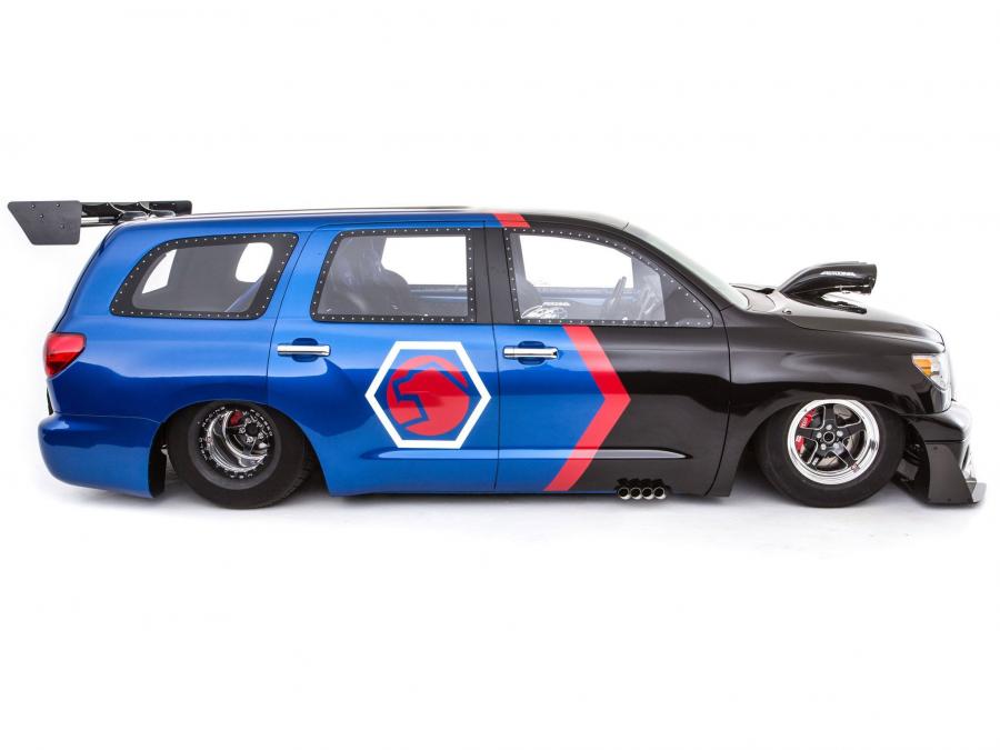  Toyota Sequoia Family Dragster by Antron Brown Team 2012 года  (фото 14 из 14)